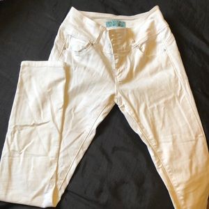 White Butt Lifting Jeggings